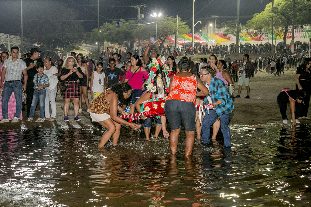 Arraial Do Banho De S O Jo O Atraiu Mil Pessoas E Movimentou Quase R